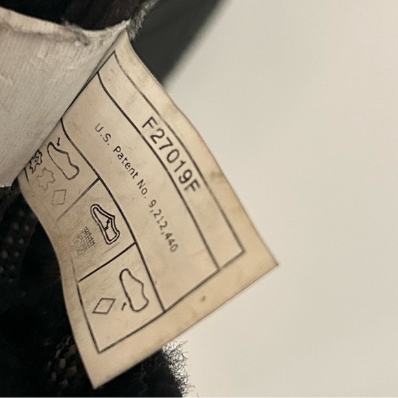 Boy’s Ugg Black Butte Rubber Suede Water resistance Snow Winter Boots size 12 - Picture 12 of 14